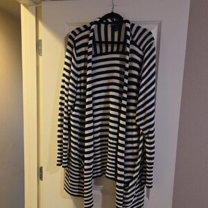 Lane Bryant Black and White Knit Cardigan